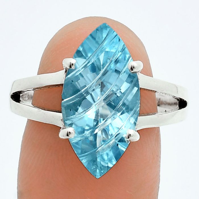 Sky Blue Topaz Ring size-9.5 EXR06260 R-1019, 9x18 mm