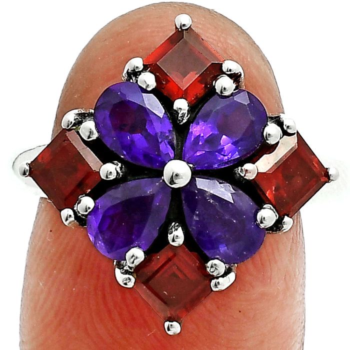 African Amethyst and Garnet Ring size-8 EXR06264 R-1021, 5x5 mm