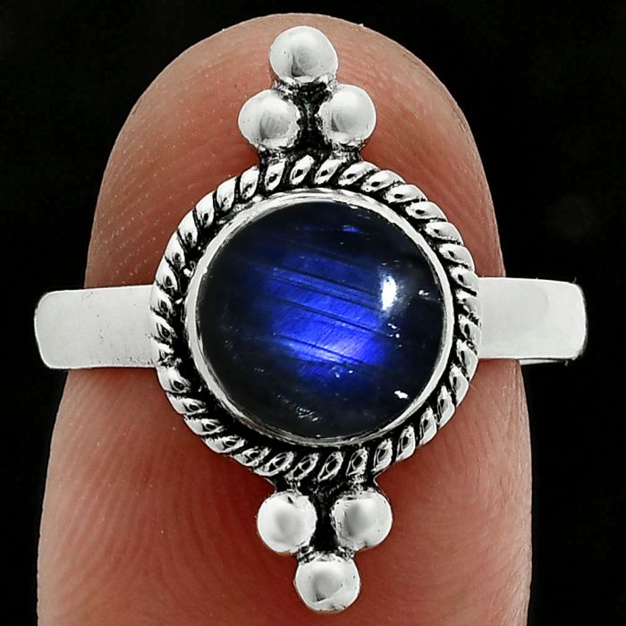 Blue Labradorite Ring size-8 EXR06282 R-1127, 8x8 mm