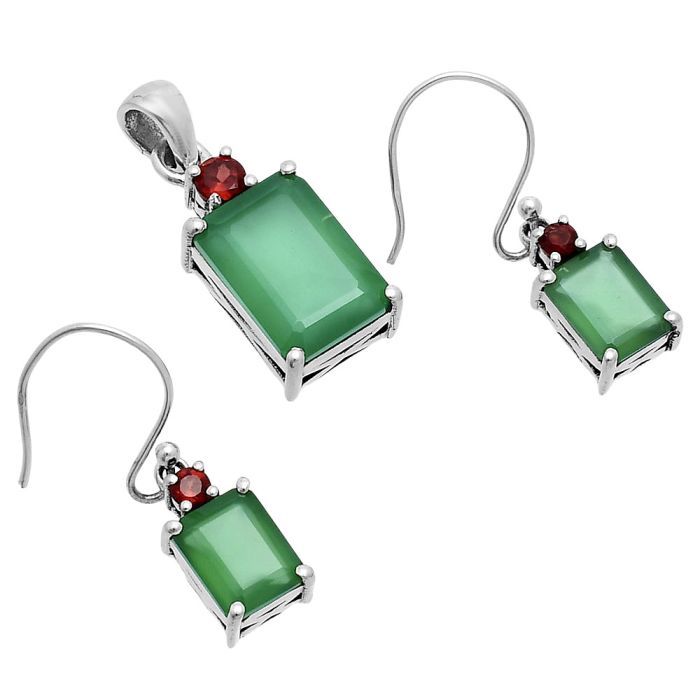 Green Onyx and Garnet Pendant Earrings Set EXT01459 T-1019, 10x14 mm