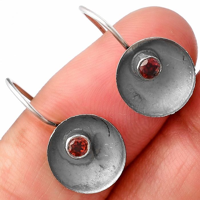 Hessonite Garnet Earrings SDE77232 E-1241, 3x3 mm