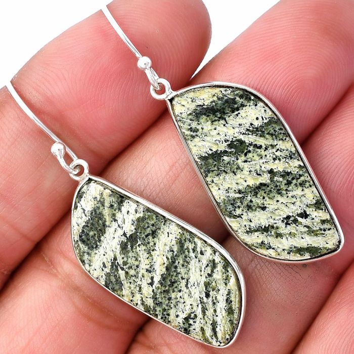 Natural Chrysotile Earrings SDE78355 E-1001, 13x28 mm