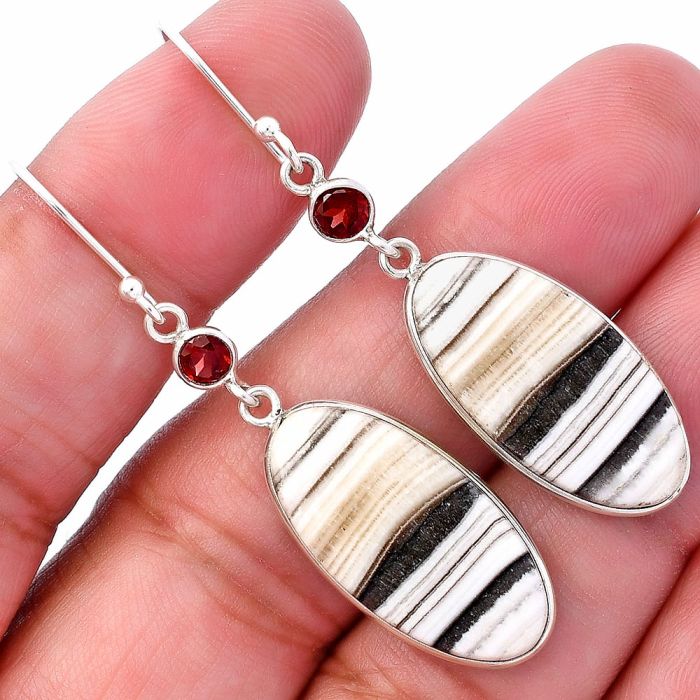 Prairie Agate and Garnet Earrings SDE80571 E-1002, 12x24 mm