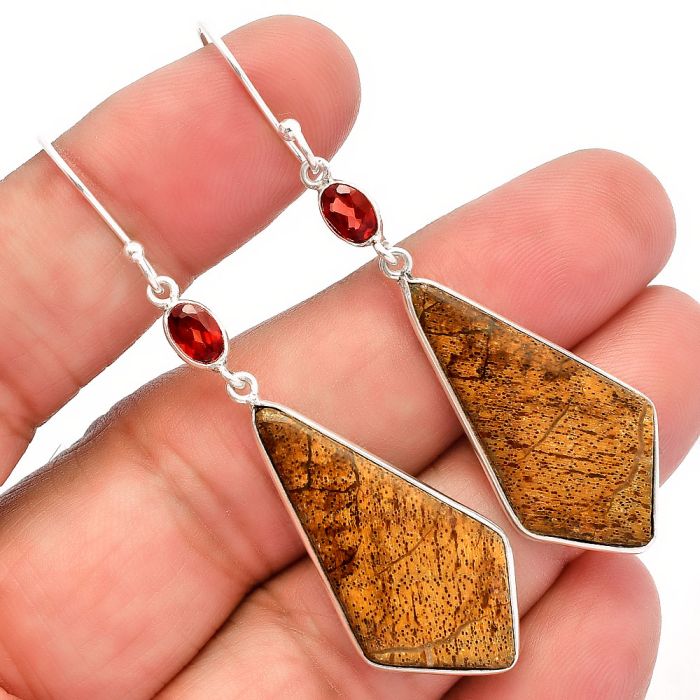 Palm Root Fossil Agate and Garnet Earrings SDE82249 E-1002, 16x21 mm