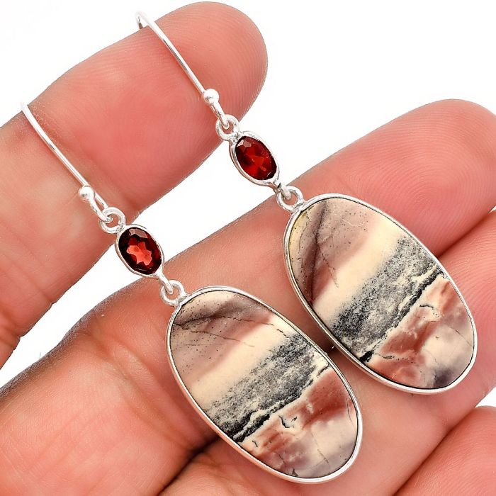 Porcelain Jasper and Garnet Earrings SDE82290 E-1002, 14x25 mm