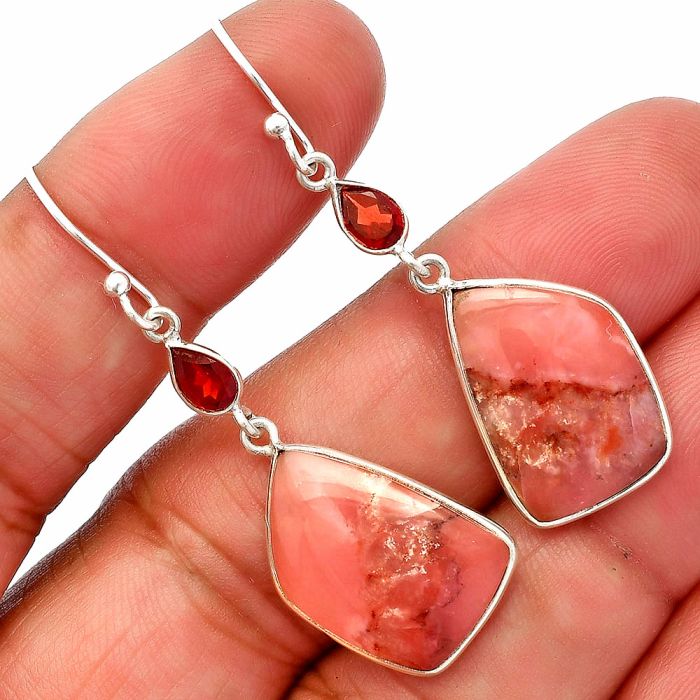 Guava Quartz and Garnet Earrings SDE82908 E-1002, 13x19 mm