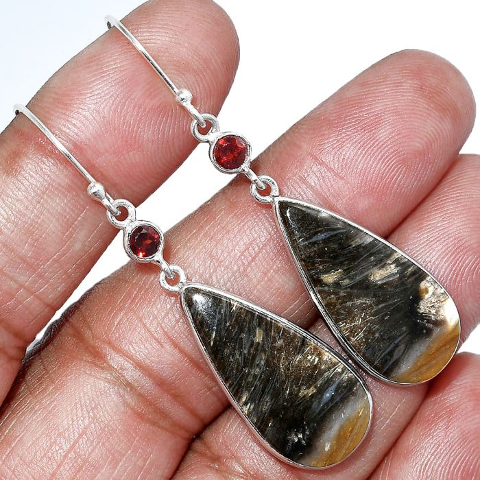 Bat Cave Jasper and Garnet Earrings SDE85537 E-1002, 13x27 mm