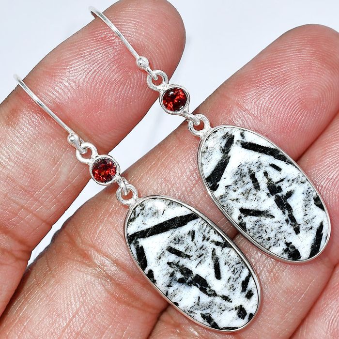 Hornblende and Garnet Earrings SDE85867 E-1002, 13x25 mm