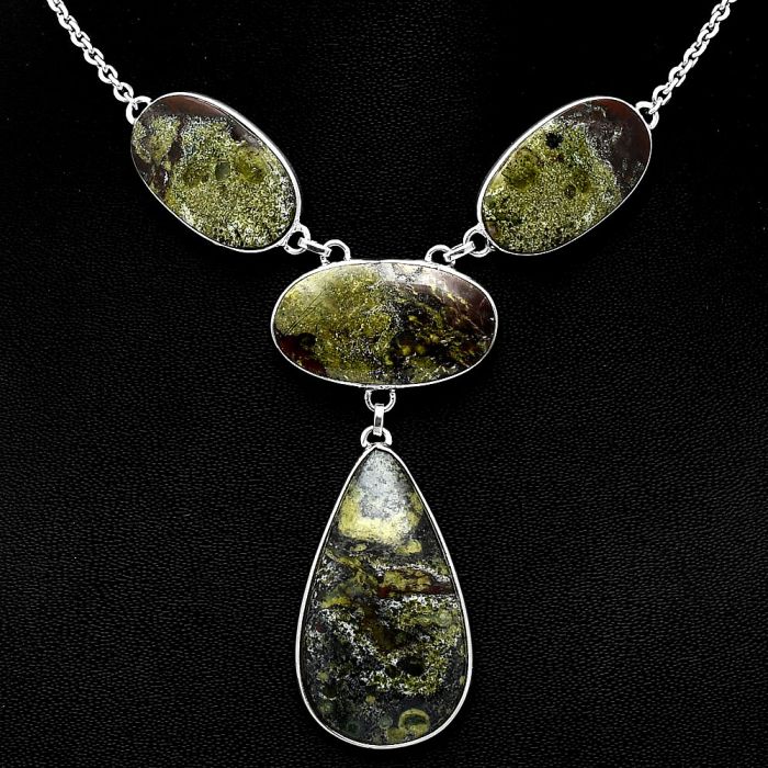 Dragon Blood Stone Necklace SDN1871 N-1013, 19x33 mm