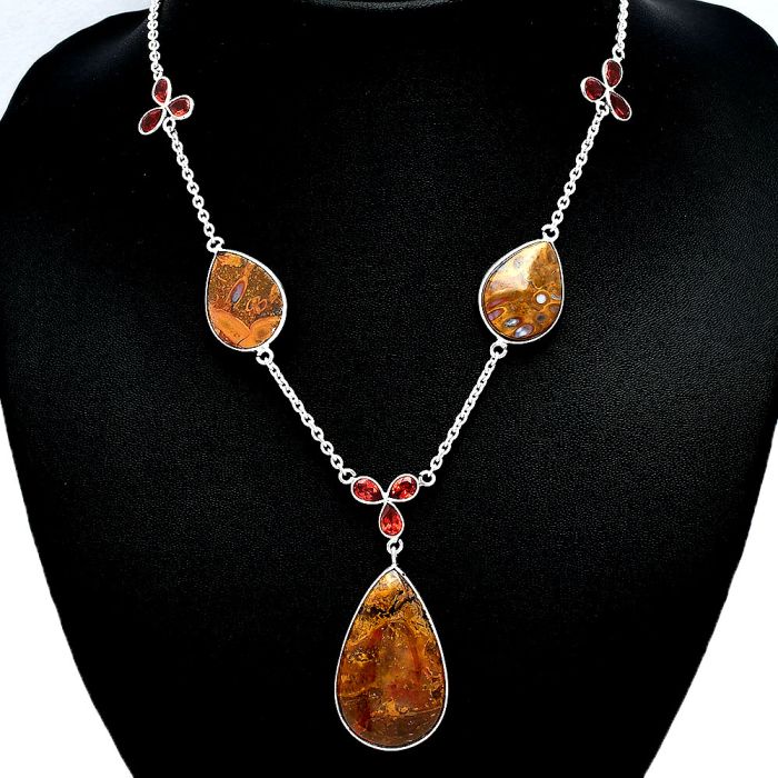 Rare Cady Mountain Agate and Garnet Necklace SDN2053 N-1021, 20x32 mm