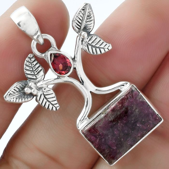 Tree of Life Russian Eudialyte & Garnet Pendant SDP103104 P-1420, 10x15 mm