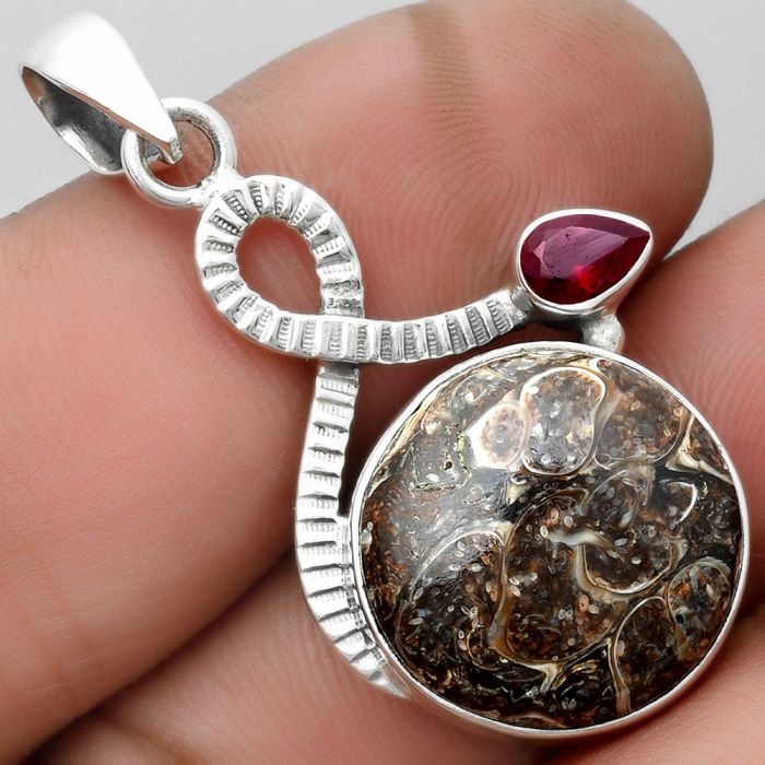 Natural Rock Calcy & Garnet Pendant SDP104219 P-1111, 18x18 mm