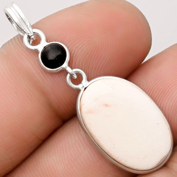 Natural White Scolecite & Black Onyx Pendant SDP105989 P-1098, 13x19 mm