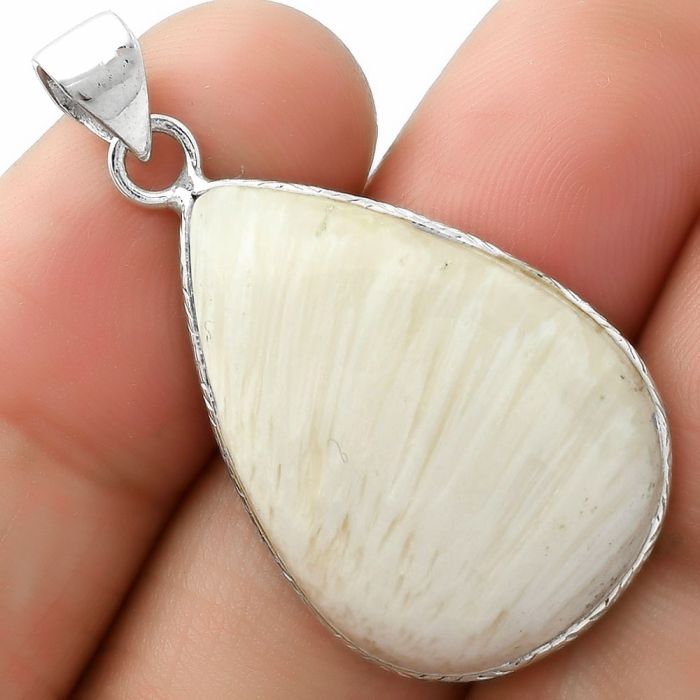 Natural White Scolecite Pendant SDP111240 P-1053, 19x28 mm