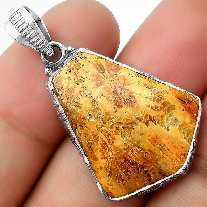 Natural Flower Fossil Coral Pendant SDP111900 P-1082, 21x25 mm