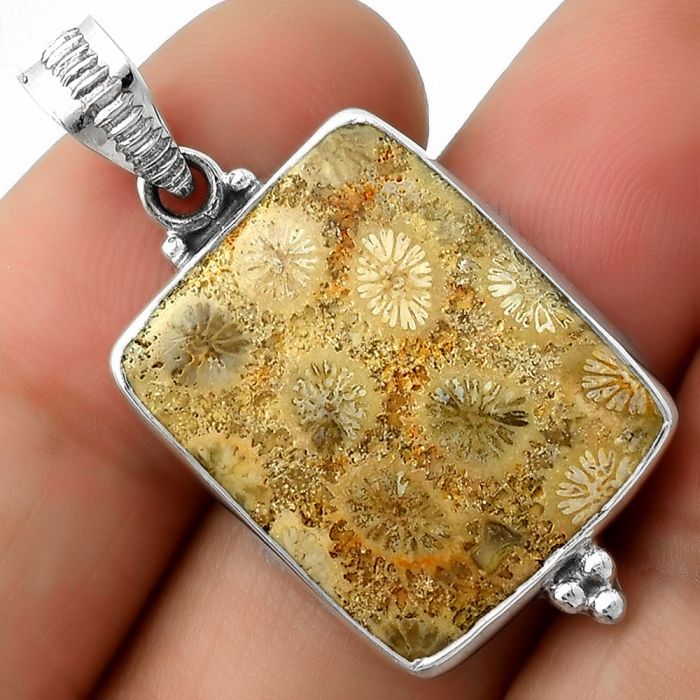 Natural Flower Fossil Coral Pendant SDP112128 P-1100, 18x21 mm