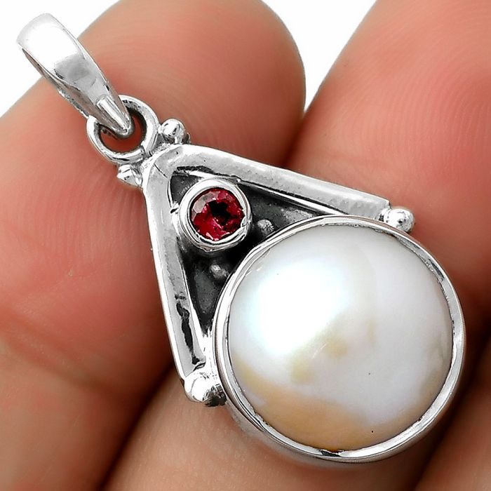 Natural Fresh Water Pink Pearl & Garnet Pendant SDP112241 P-1090, 13x13 mm