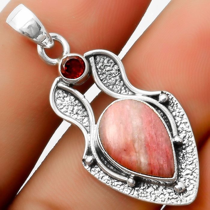 Natural Pink Tulip Quartz & Garnet Pendant SDP113344 P-1277, 10x14 mm