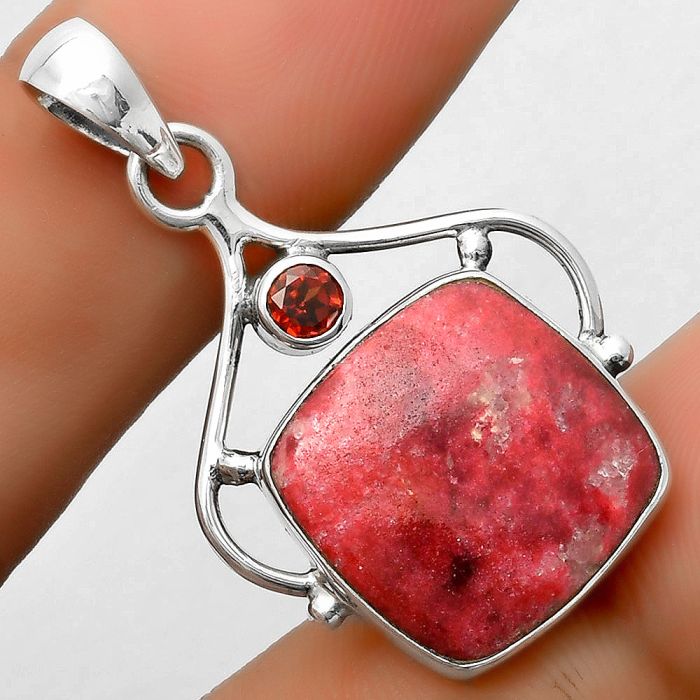 Natural Pink Thulite - Norway & Garnet Pendant SDP113520 P-1575, 16x16 mm