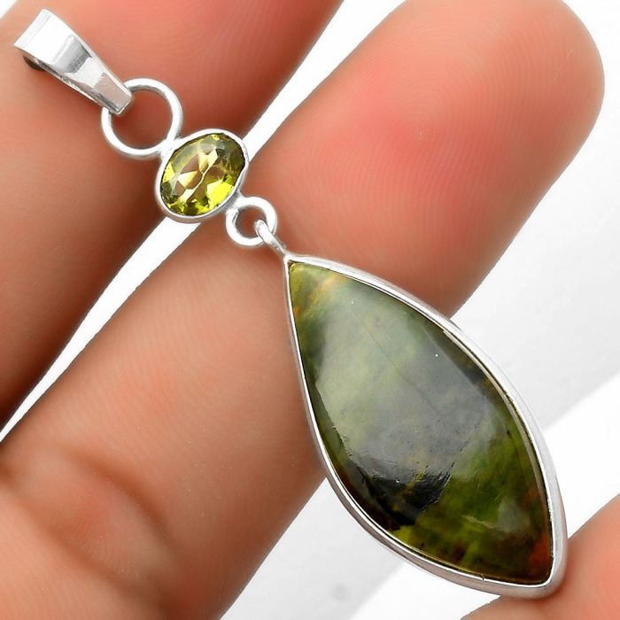 Natural Chrome Chalcedony & Peridot Pendant SDP115087 P-1098, 13x29 mm