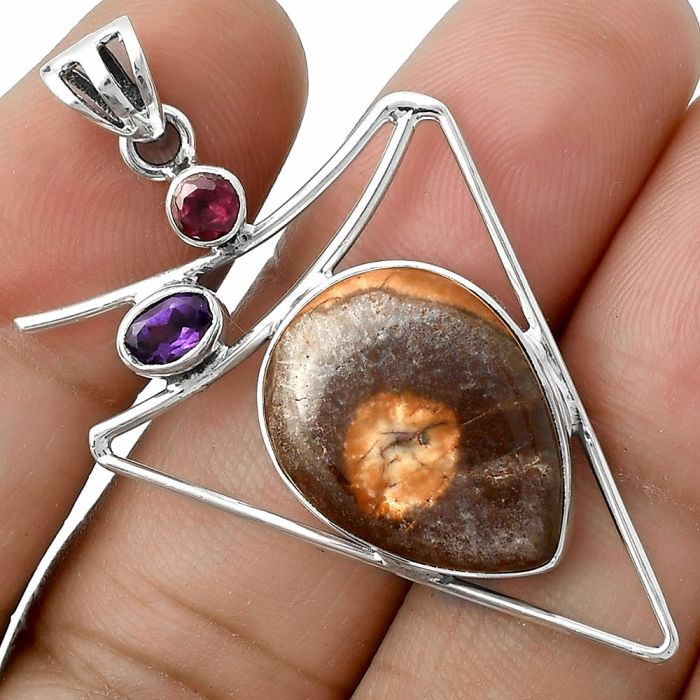 Mexican Bird Eye, Amethyst & Garnet Pendant SDP115427 P-1025, 15x19 mm