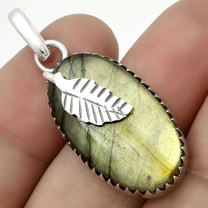 Leaf - Natural Spectrolite Labradorite Pendant SDP118552 P-1641, 15x27 mm