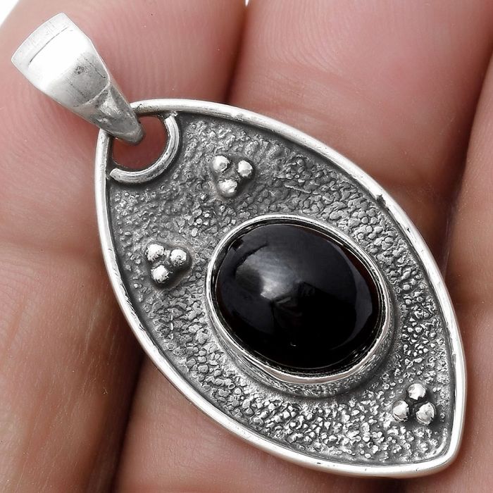 Natural Black Onyx - Brazil Pendant SDP119408 P-1524, 9x11 mm