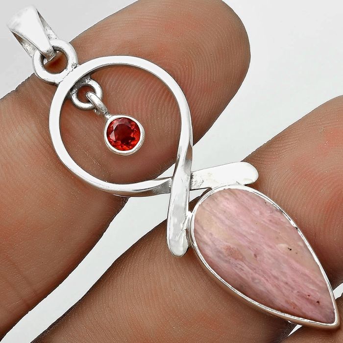 Natural Pink Tulip Quartz & Garnet Pendant SDP121849 P-1048, 10x20 mm