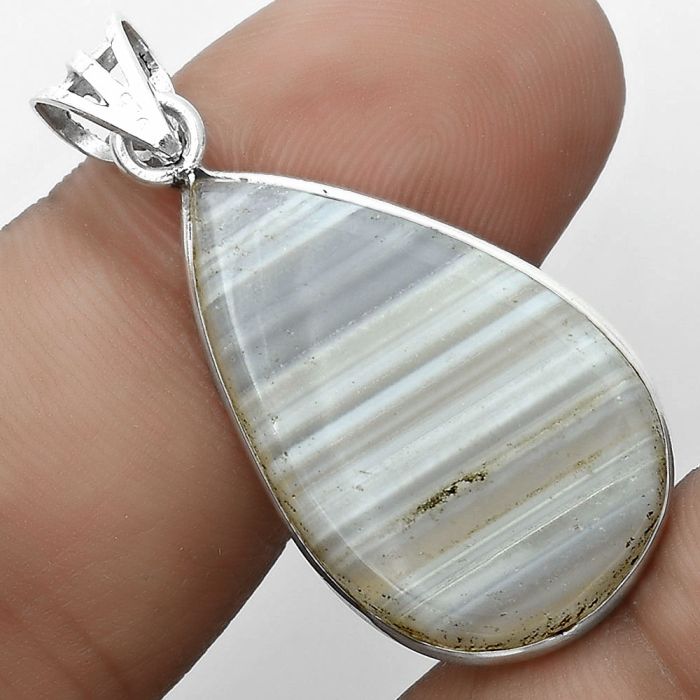 Natural Banded Onyx Pendant SDP122921 P-1001, 16x26 mm