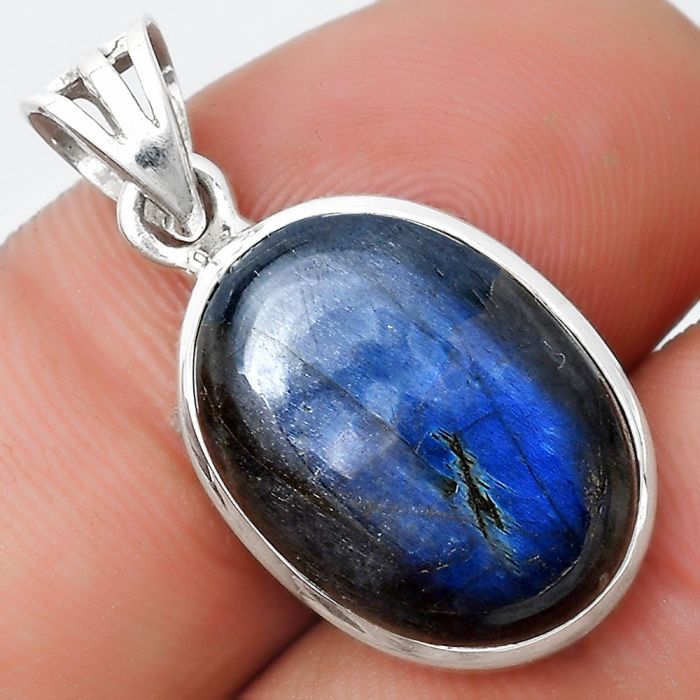 Blue Fire Labradorite - Madagascar Pendant SDP125294 P-1002, 13x18 mm