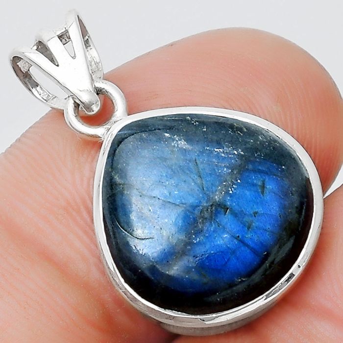 Blue Fire Labradorite - Madagascar Pendant SDP125299 P-1002, 14x15 mm