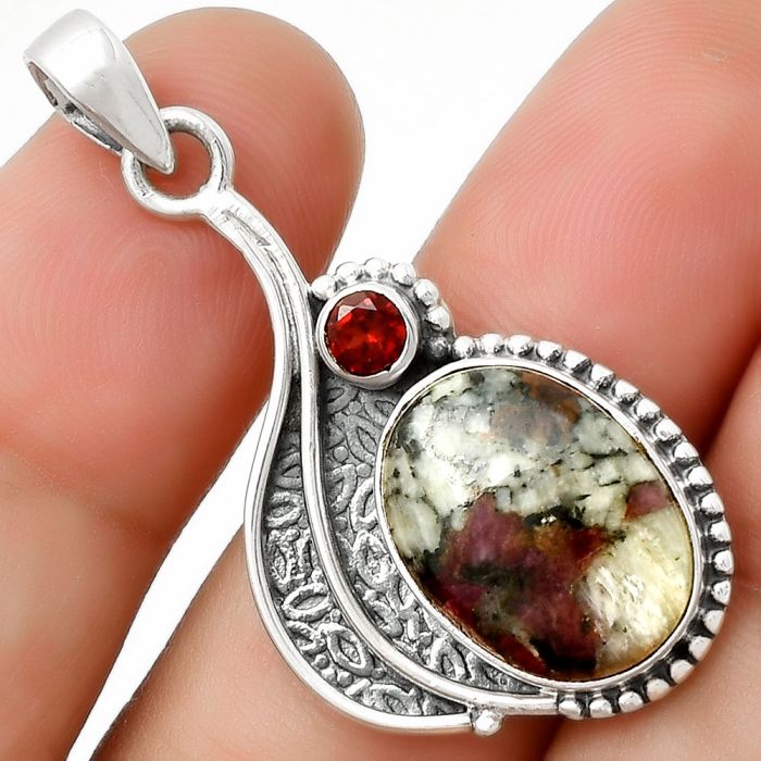 Natural Russian Eudialyte & Garnet Pendant SDP126506 P-1467, 12x16 mm