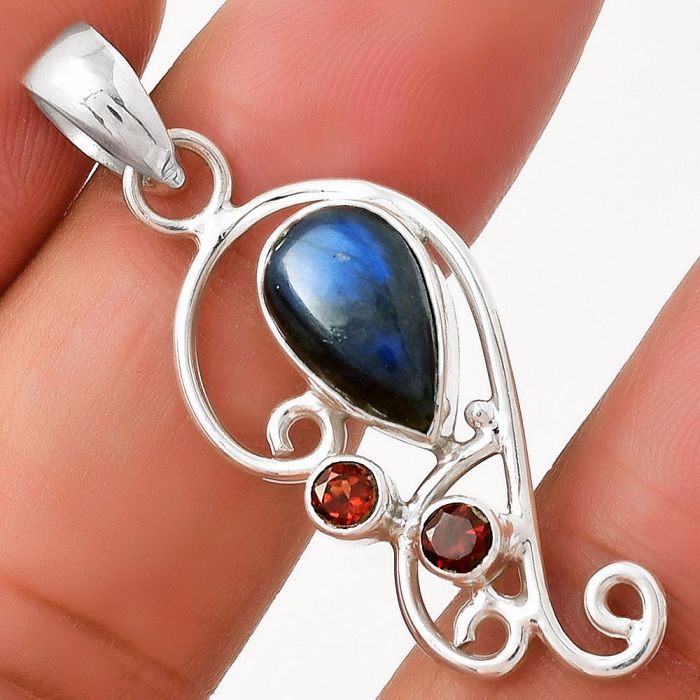 Natural Blue Fire Labradorite & Garnet Pendant SDP128930 P-1039, 8x12 mm