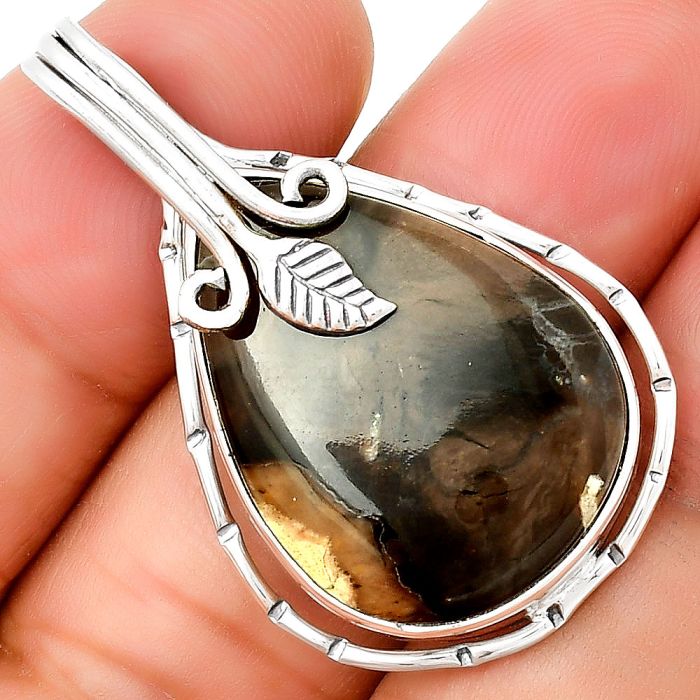 Natural Black Root Plume Agate Pendant SDP131540 P-1643, 19x26 mm