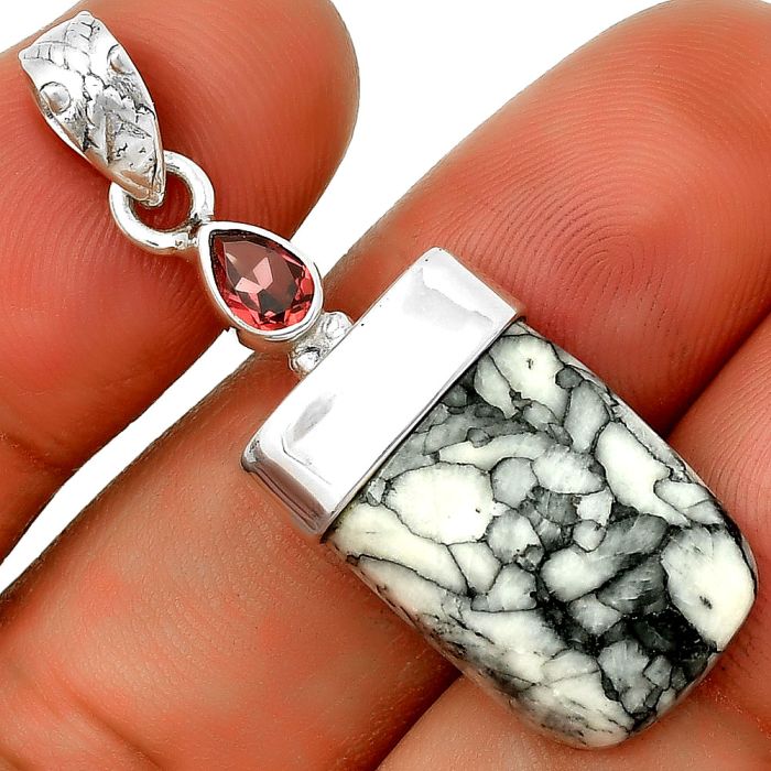 Natural Pinolith Stone & Garnet Pendant SDP131951 P-1656, 14x19 mm