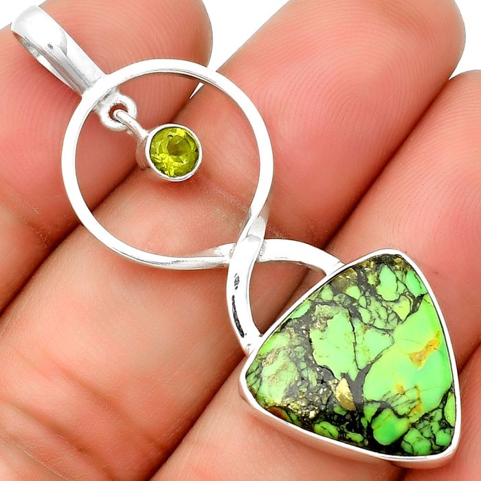 Green Matrix Turquoise & Peridot Pendant SDP133943 P-1048, 17x17 mm