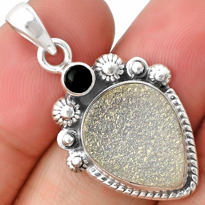 White Titanium Druzy and Black Onyx Pendant SDP137100 P-1616, 13x18 mm