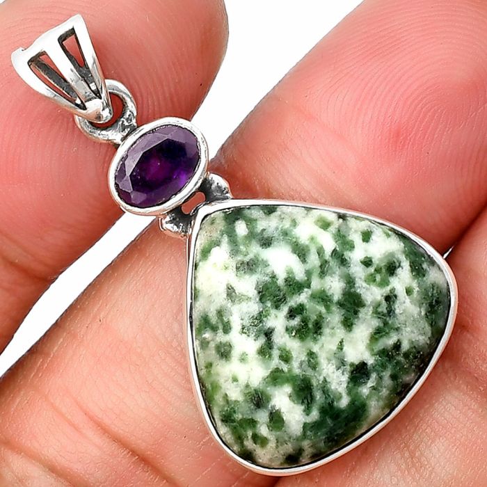 Dioptase and Amethyst Pendant SDP138154 P-1077, 18x19 mm