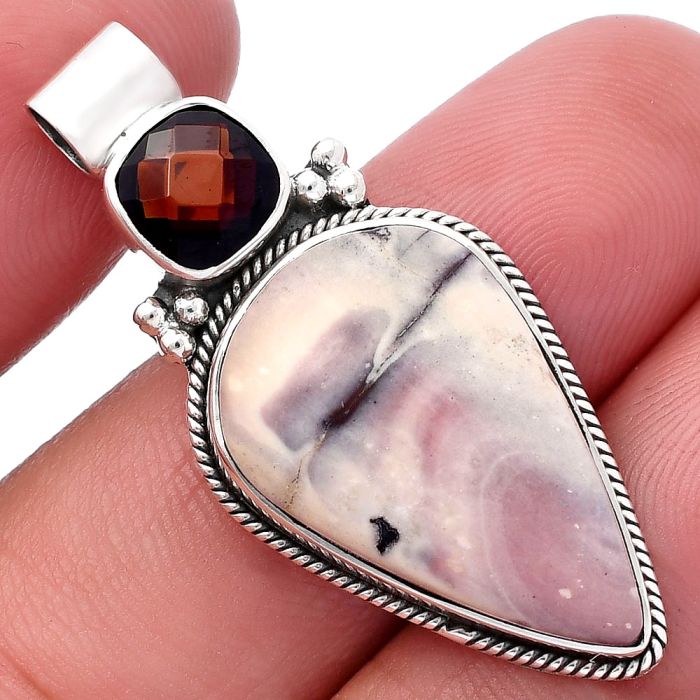 Porcelain Jasper and Garnet Pendant SDP145283 P-1121, 15x24 mm