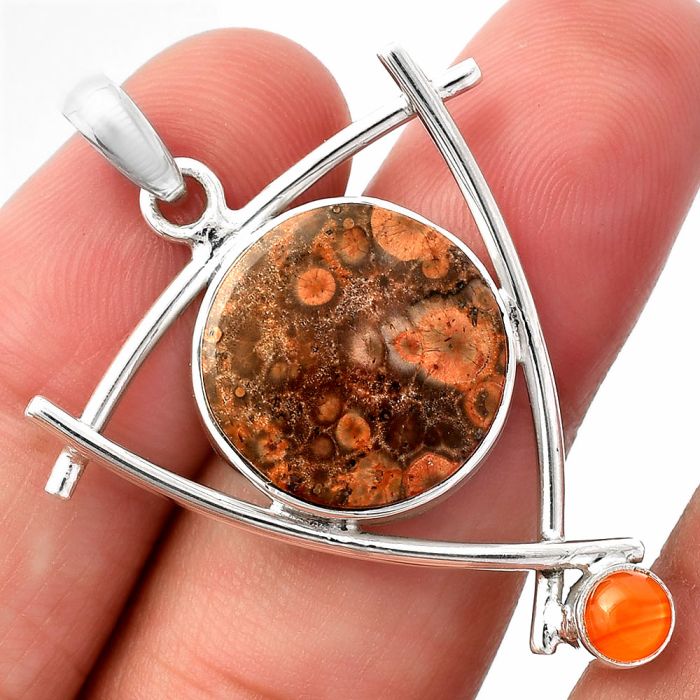 Poppy Jasper and Carnelian Pendant SDP146755 P-1499, 16x16 mm