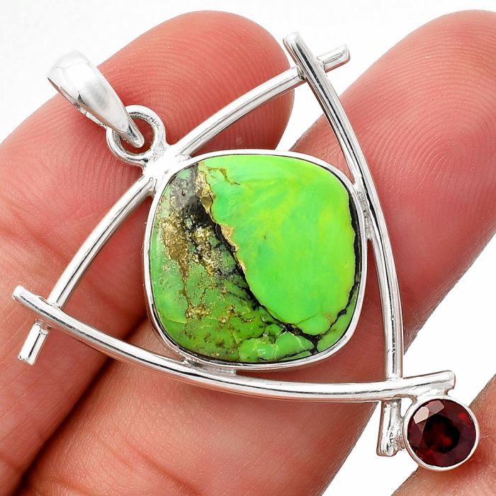 Green Matrix Turquoise and Garnet Pendant SDP146771 P-1499, 16x16 mm