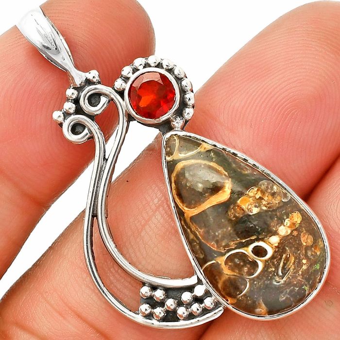 Turtella Jasper and Garnet Pendant SDP148768 P-1573, 13x22 mm