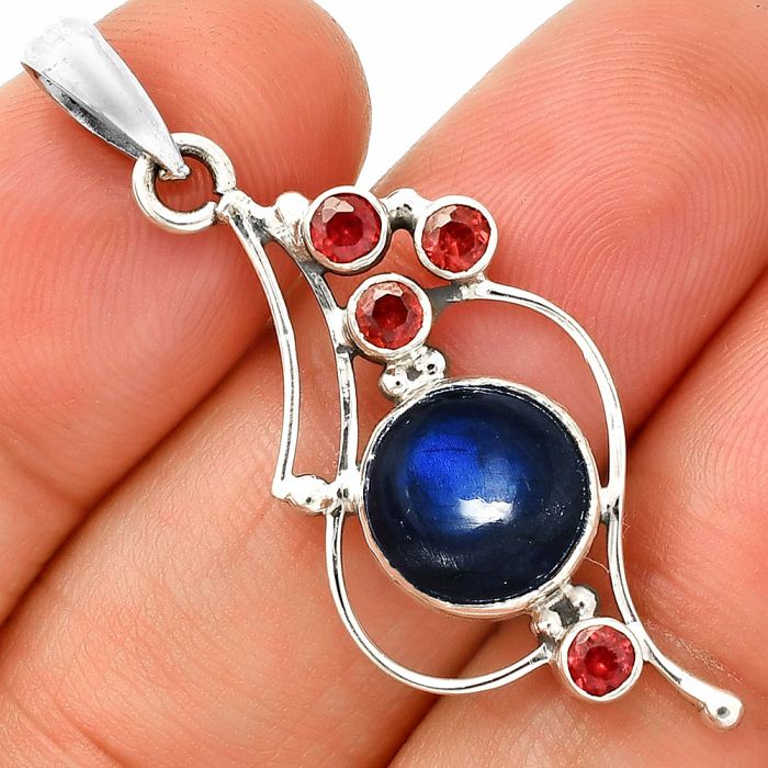 Blue Fire Labradorite and Garnet Pendant SDP149630 P-1037, 10x10 mm