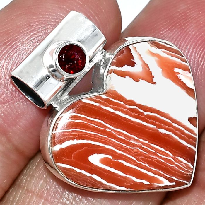 Heart - Sardonyx and Garnet Pendant SDP151768 P-1300, 20x22 mm