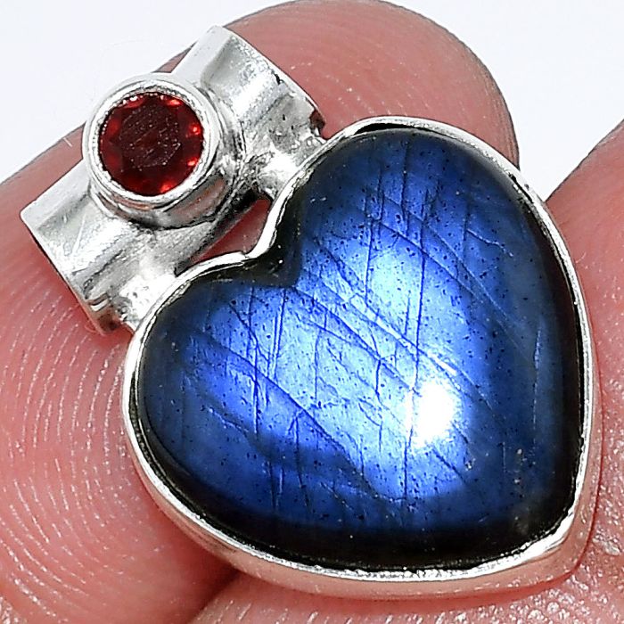 Heart - Blue Fire Labradorite and Garnet Pendant SDP152260 P-1300, 15x15 mm