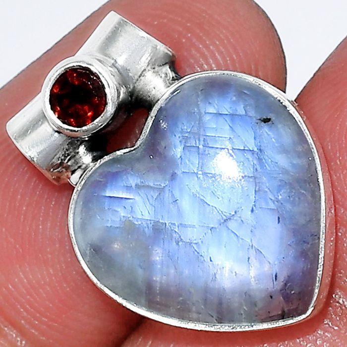 Heart - Rainbow Moonstone and Garnet Pendant SDP152300 P-1300, 15x15 mm