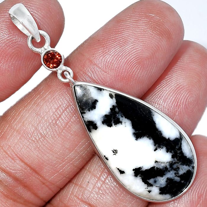 Black Zebra Jasper and Garnet Pendant SDP152314 P-1098, 17x33 mm