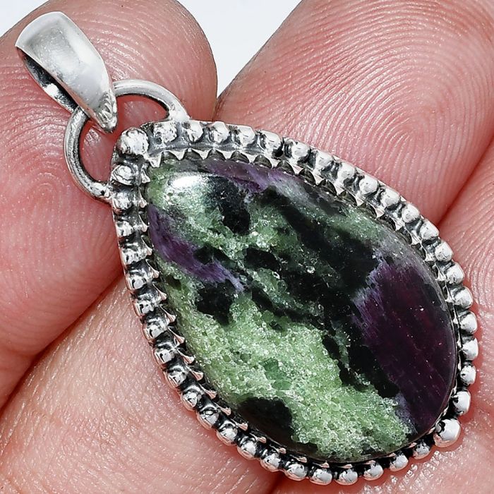 Ruby Zoisite Pendant SDP152438 P-1312, 16x25 mm