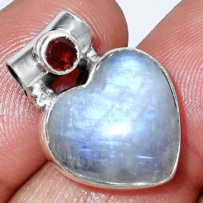 Heart - Rainbow Moonstone and Garnet Pendant SDP152599 P-1300, 15x15 mm