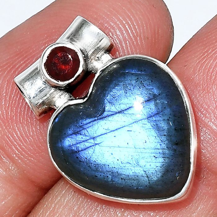 Heart - Blue Fire Labradorite and Garnet Pendant SDP152603 P-1300, 15x15 mm